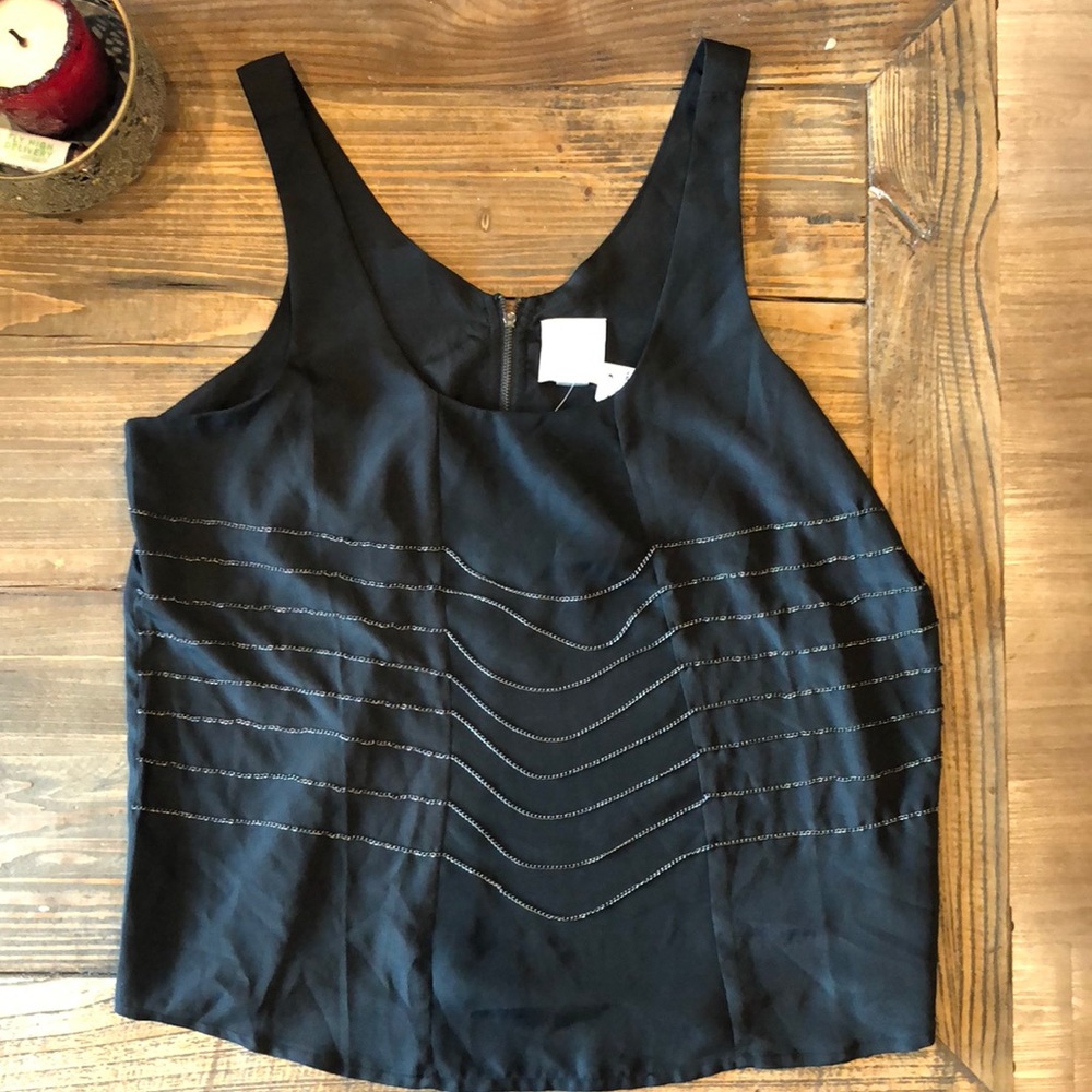 BLACK SILK DRAPE CHAIN